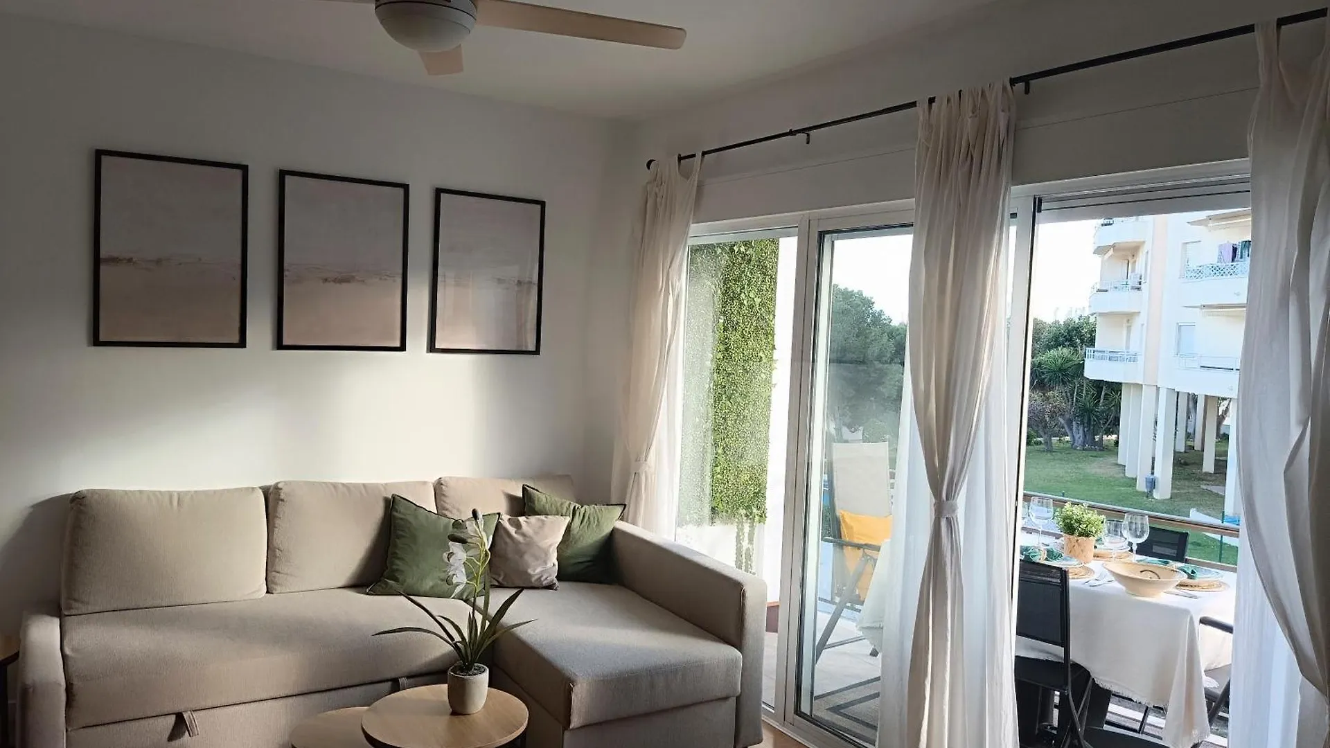 Apartmán Soleado Y Luminoso A 3 Minutos De La Playa-Carihuela Torremolinos