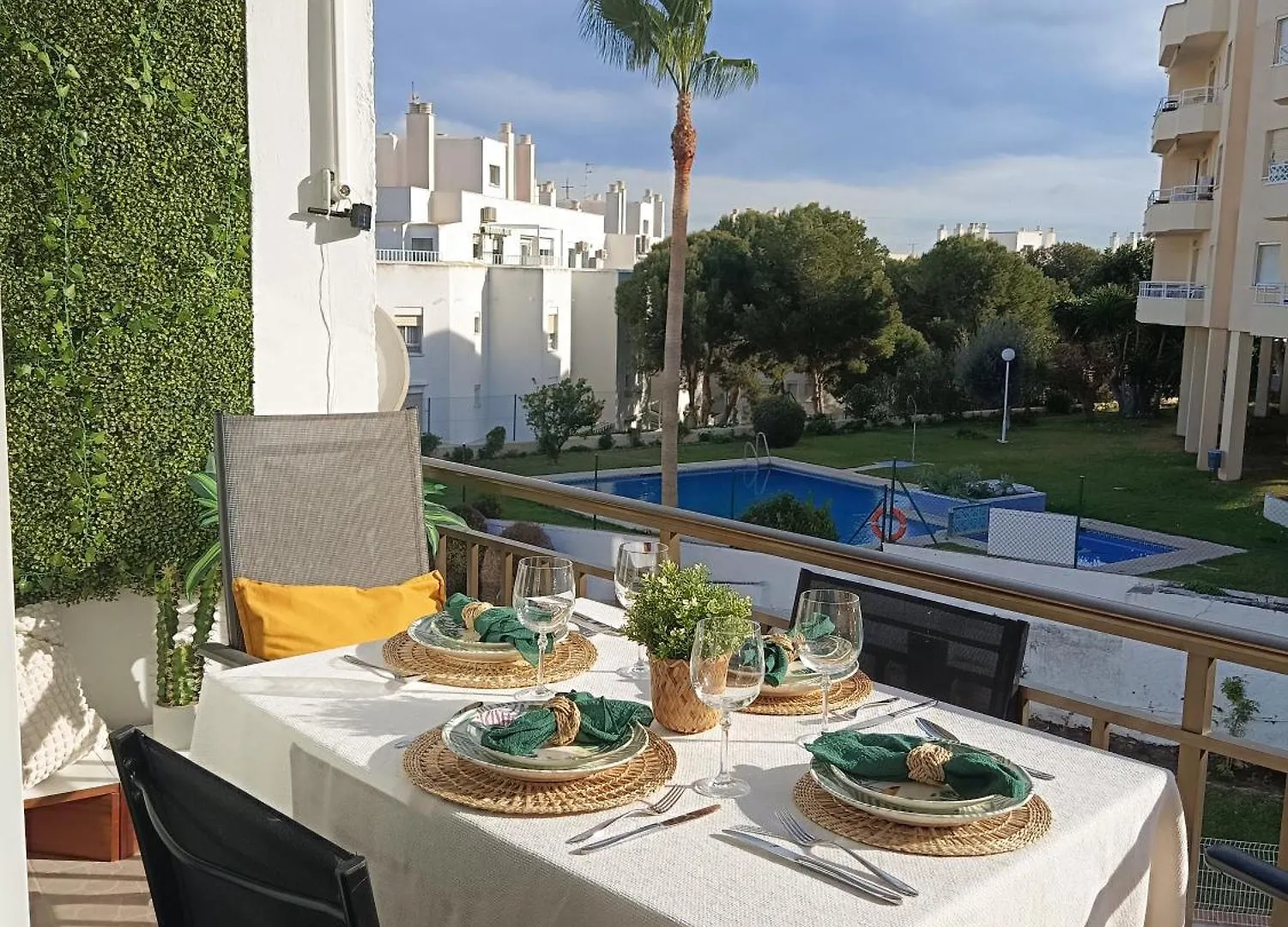 Apartmán Soleado Y Luminoso A 3 Minutos De La Playa-Carihuela Torremolinos