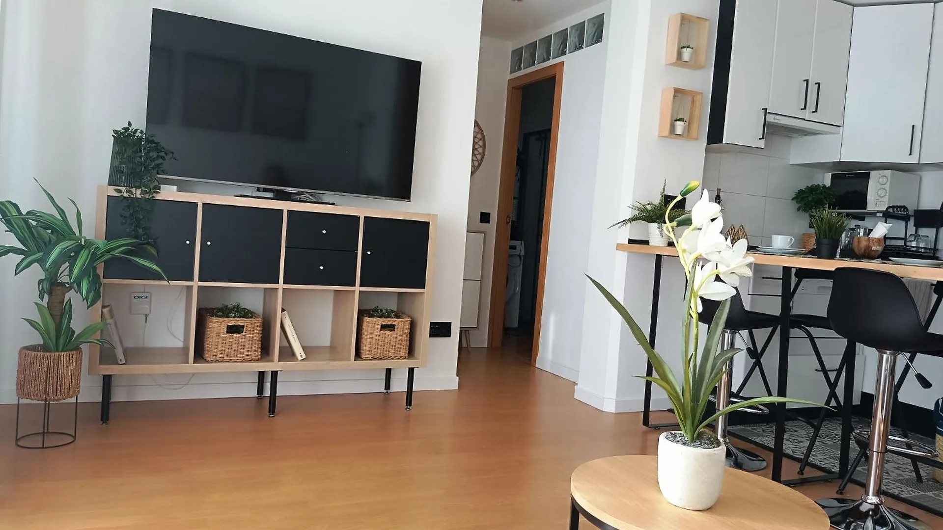 Apartmán Soleado Y Luminoso A 3 Minutos De La Playa-Carihuela Torremolinos 0*,  Španělsko