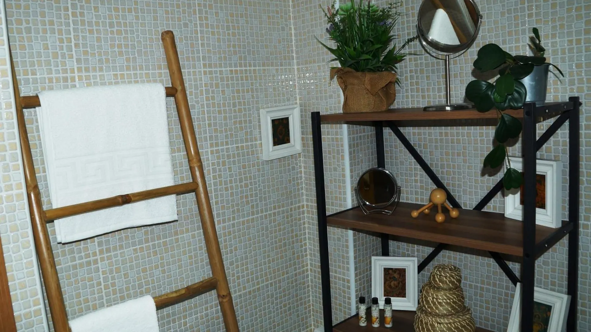 Apartmán Soleado Y Luminoso A 3 Minutos De La Playa-Carihuela Torremolinos