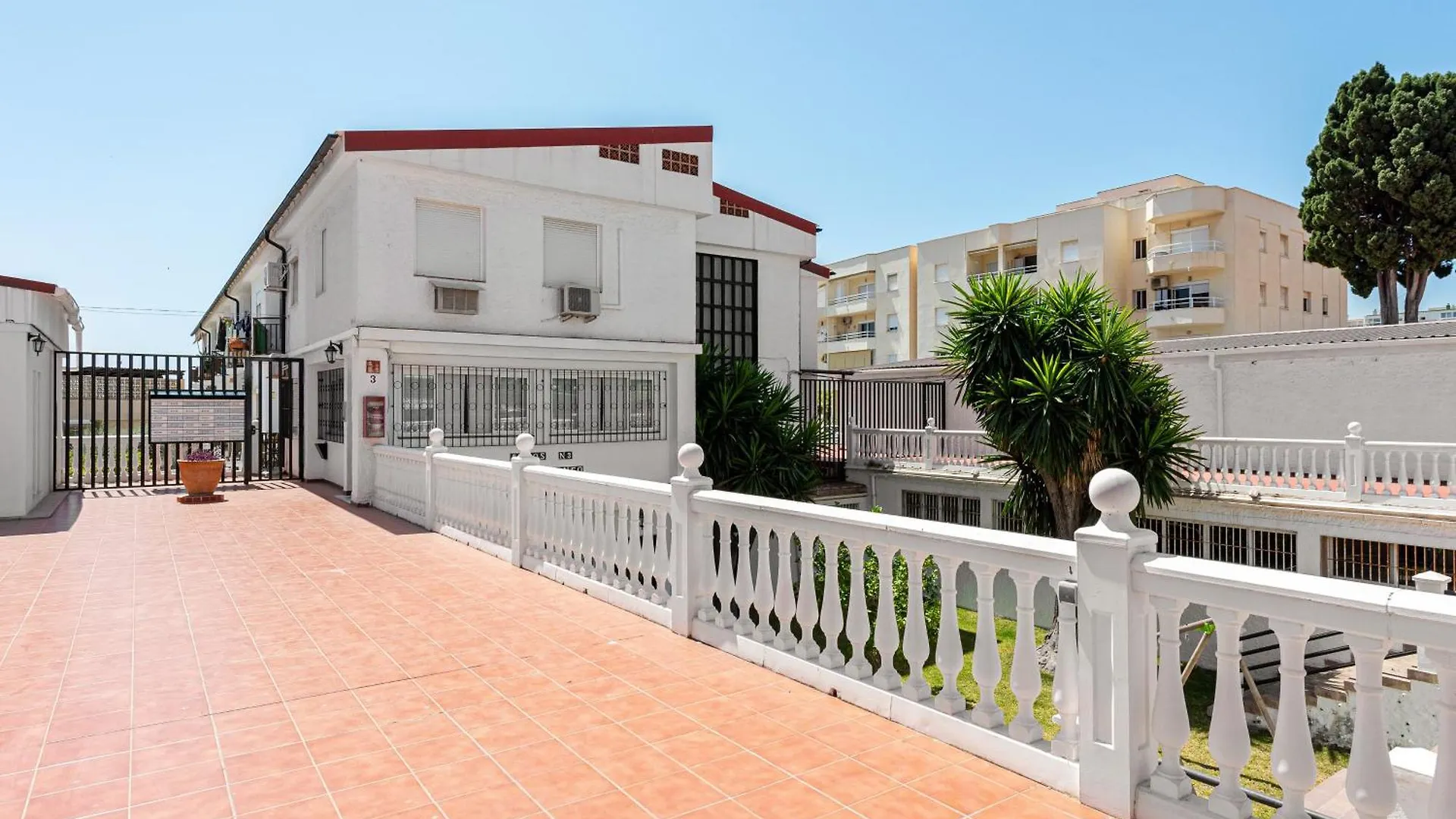 Apartmán Soleado Y Luminoso A 3 Minutos De La Playa-Carihuela Torremolinos