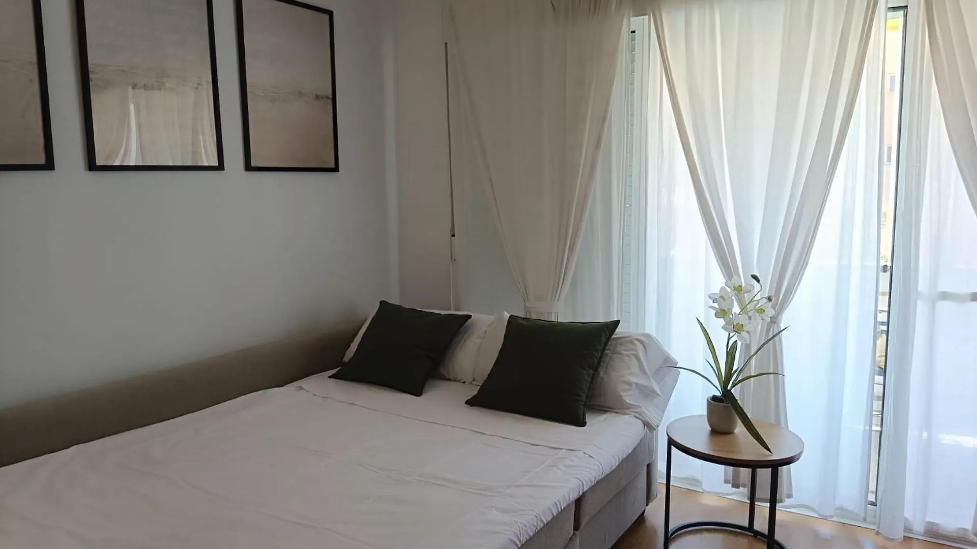 Apartmán Soleado Y Luminoso A 3 Minutos De La Playa-Carihuela Torremolinos