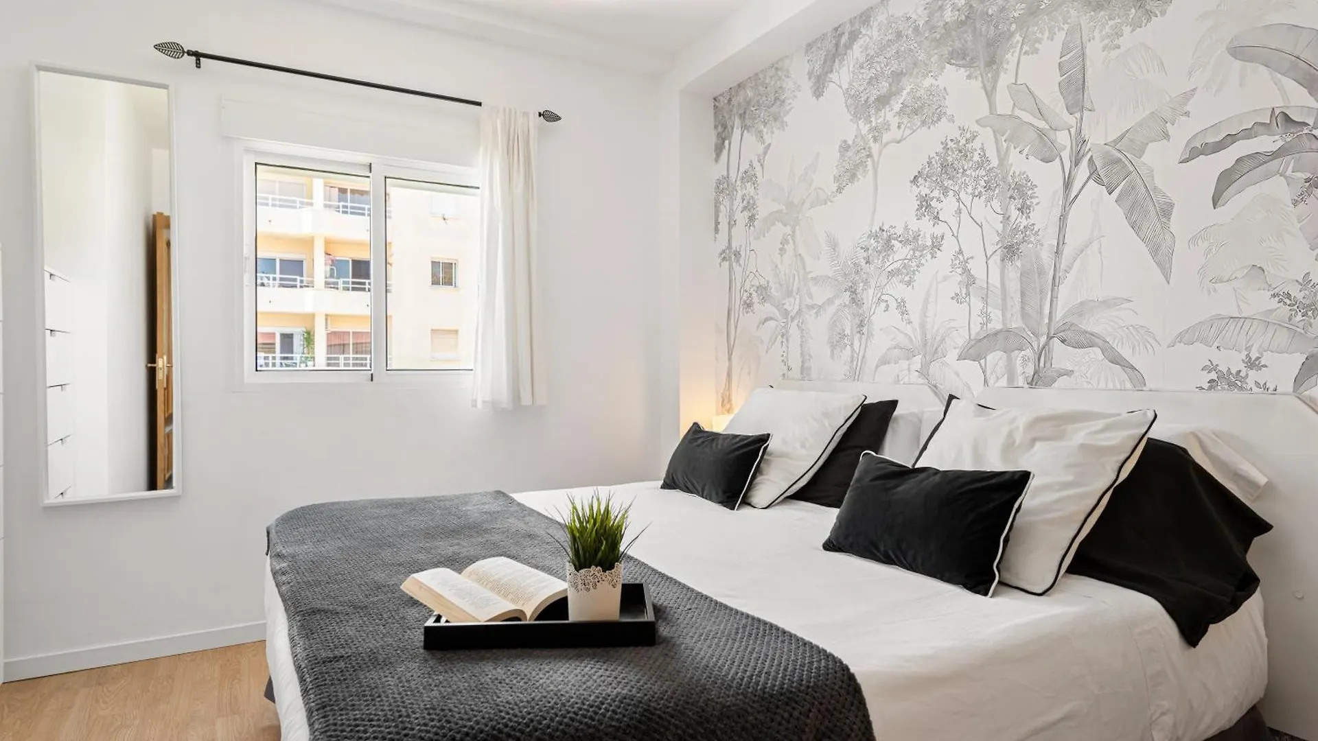 Apartmán Soleado Y Luminoso A 3 Minutos De La Playa-Carihuela Torremolinos